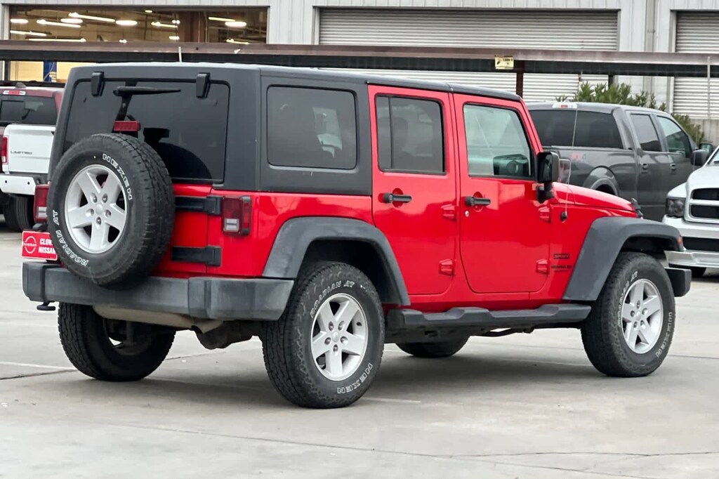 Used 2017 Jeep Wrangler JK Unlimited Sport 4x4 SUV