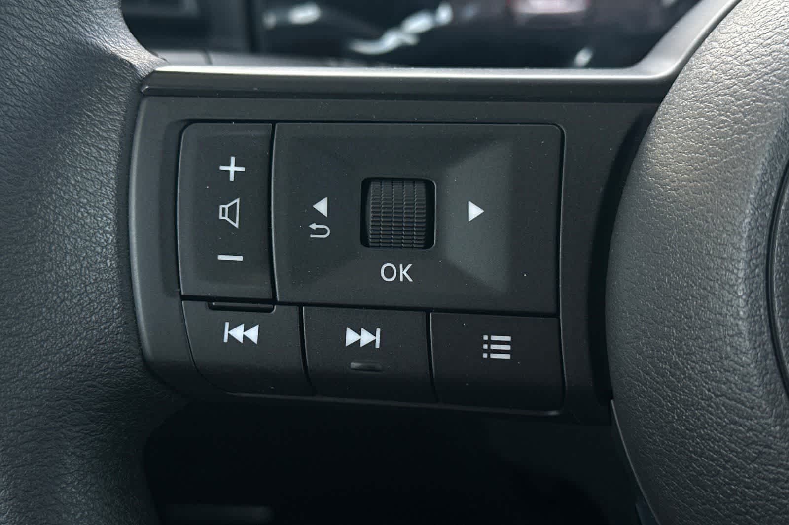 Thumbnail: 2026 Nissan Kicks - 27