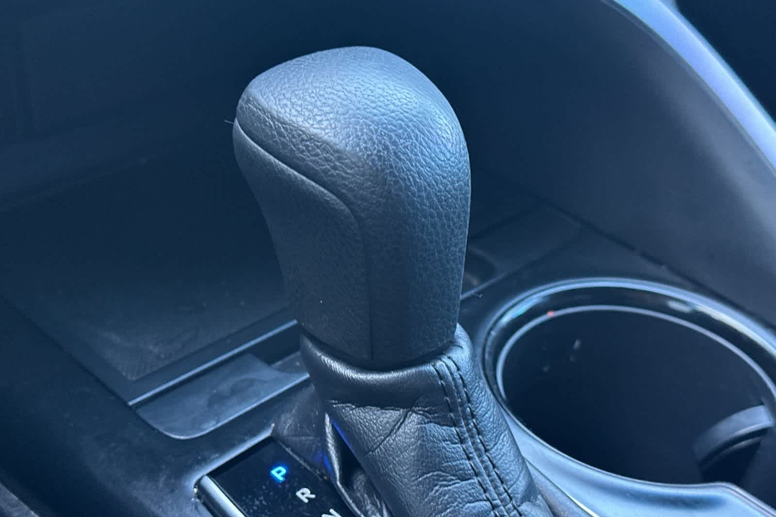 Thumbnail: 2018 Toyota Camry - 23