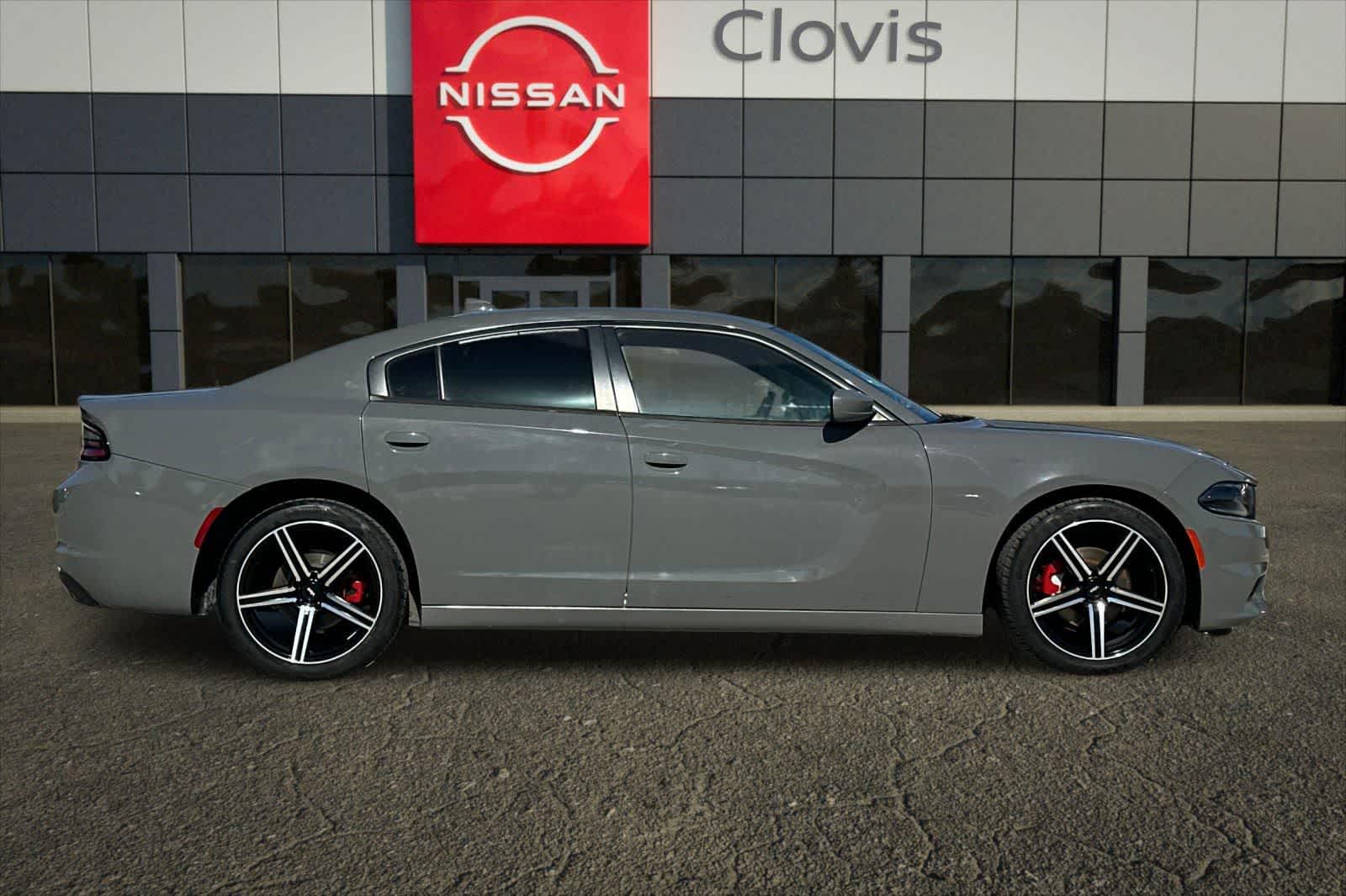 Thumbnail: 2018 Dodge Charger - 9