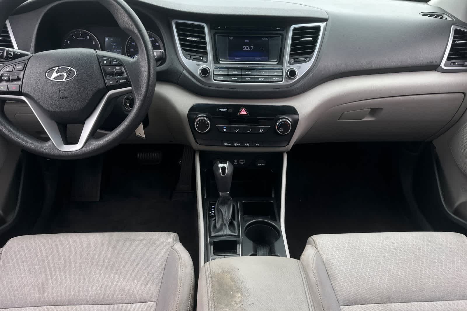 Thumbnail: 2017 Hyundai Tucson - 4