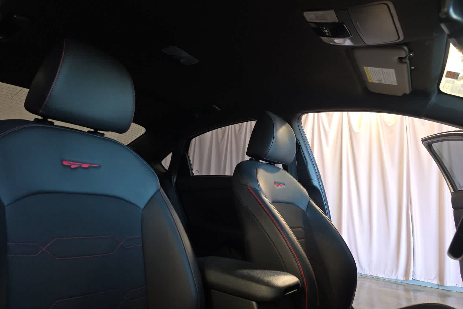 Thumbnail: 2023 Kia Forte - 18