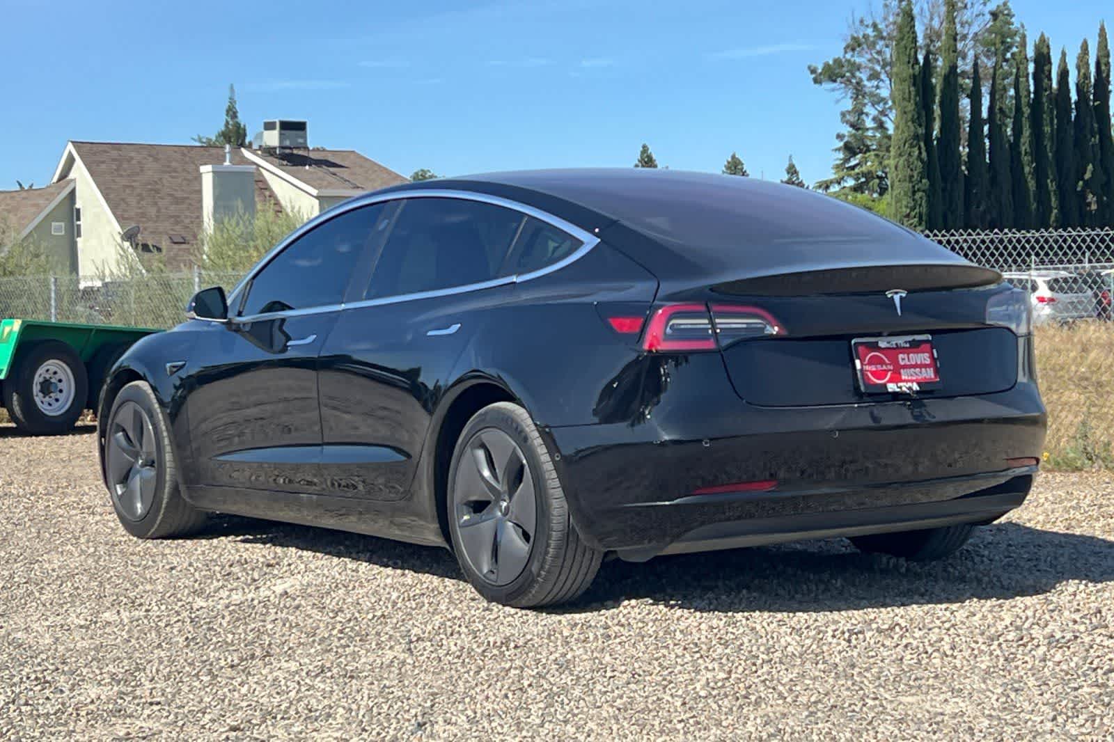 Thumbnail: 2018 Tesla Model 3 - 7