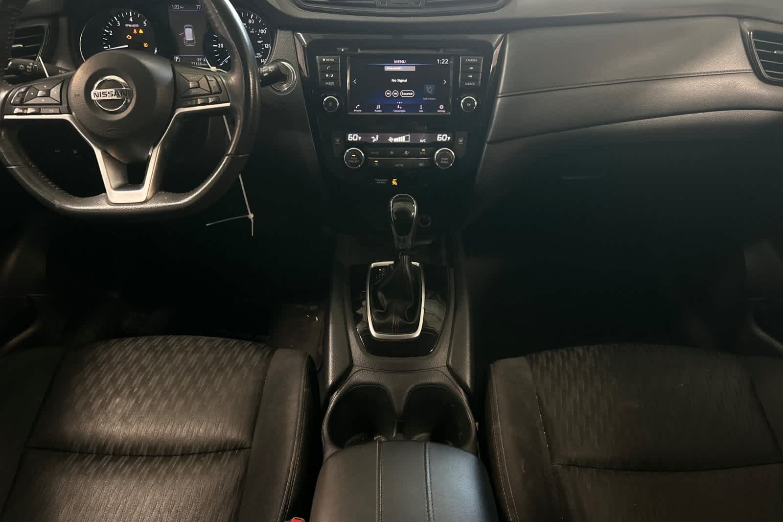 Thumbnail: 2018 Nissan Rogue - 4