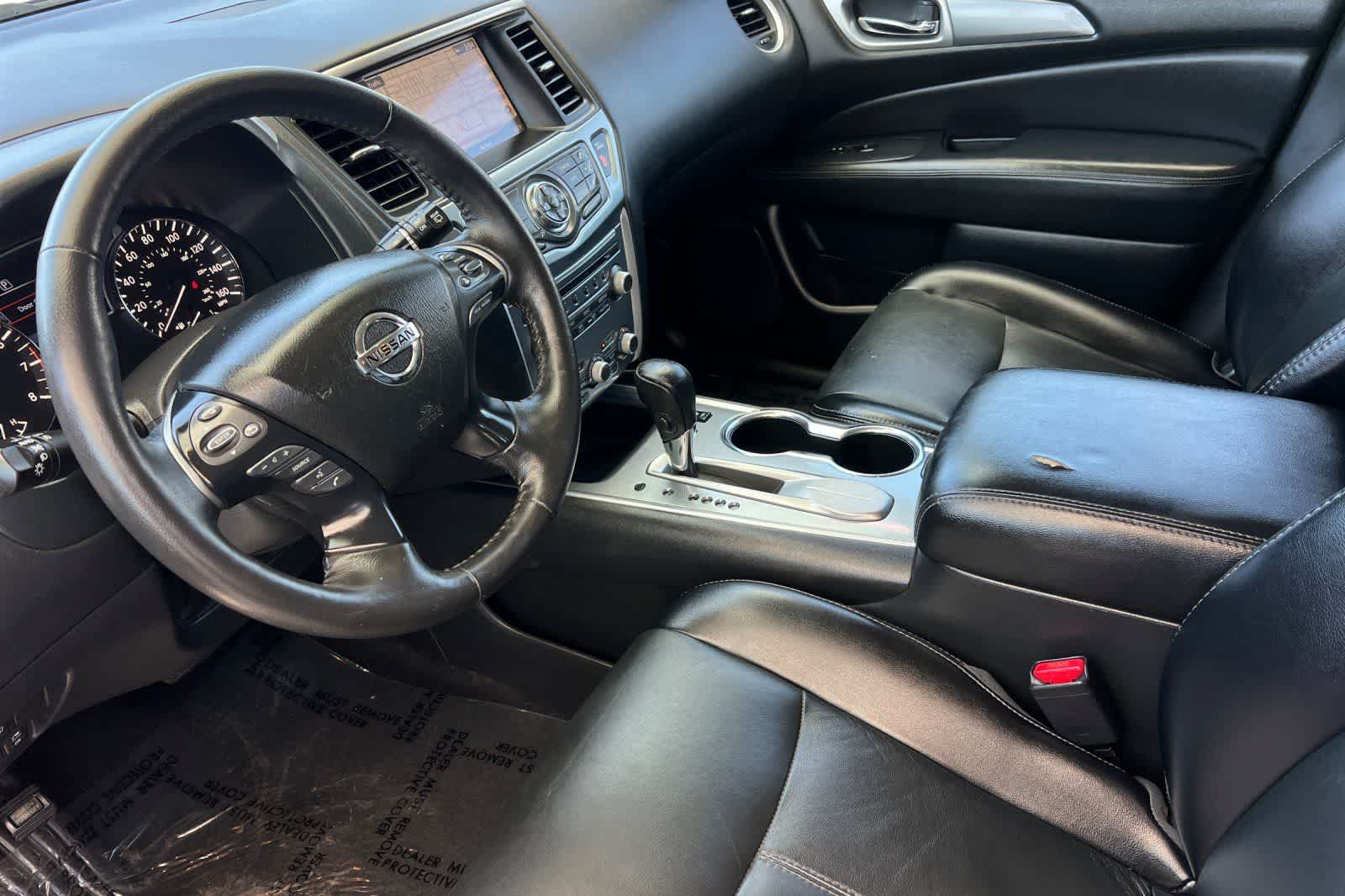Thumbnail: 2020 Nissan Pathfinder - 11