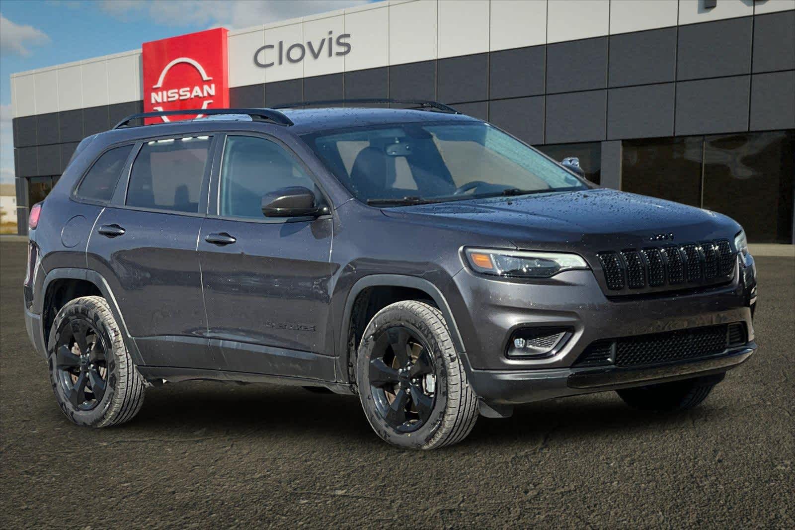 Thumbnail: 2019 Jeep Cherokee - 10
