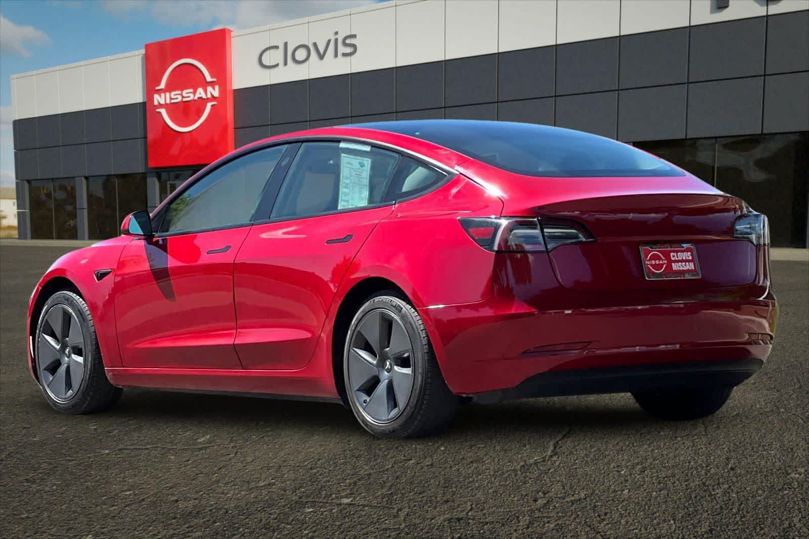 Thumbnail: 2022 Tesla Model 3 - 7