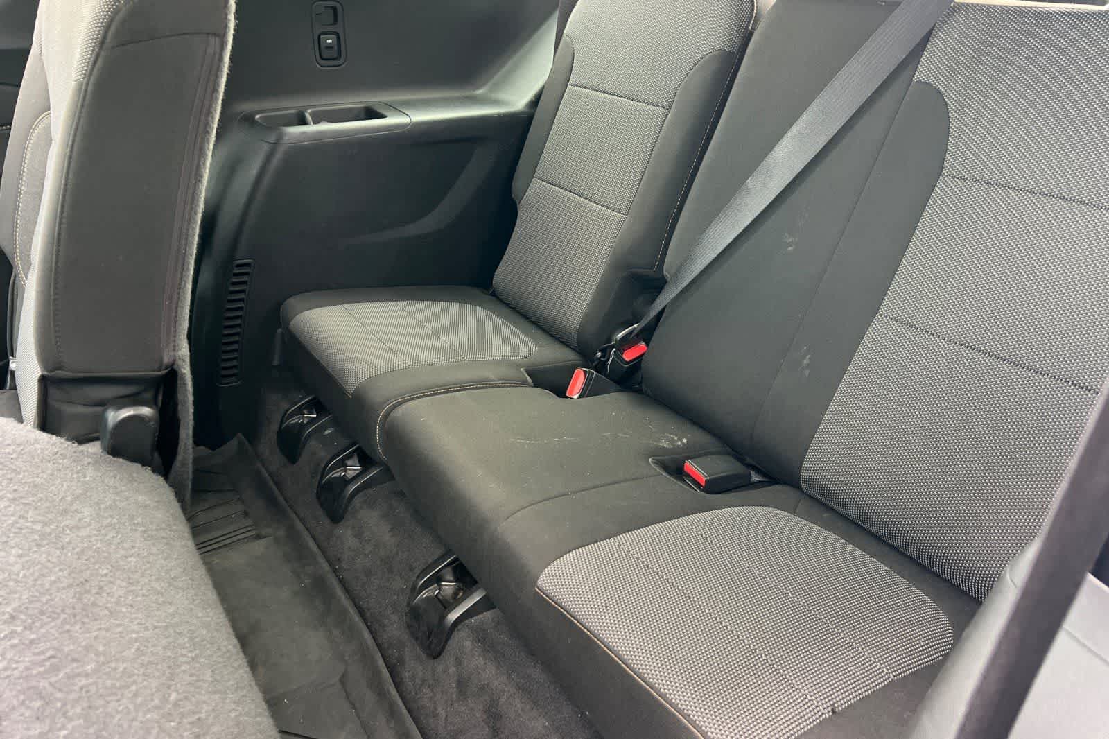 Thumbnail: 2018 Chevrolet Traverse - 17