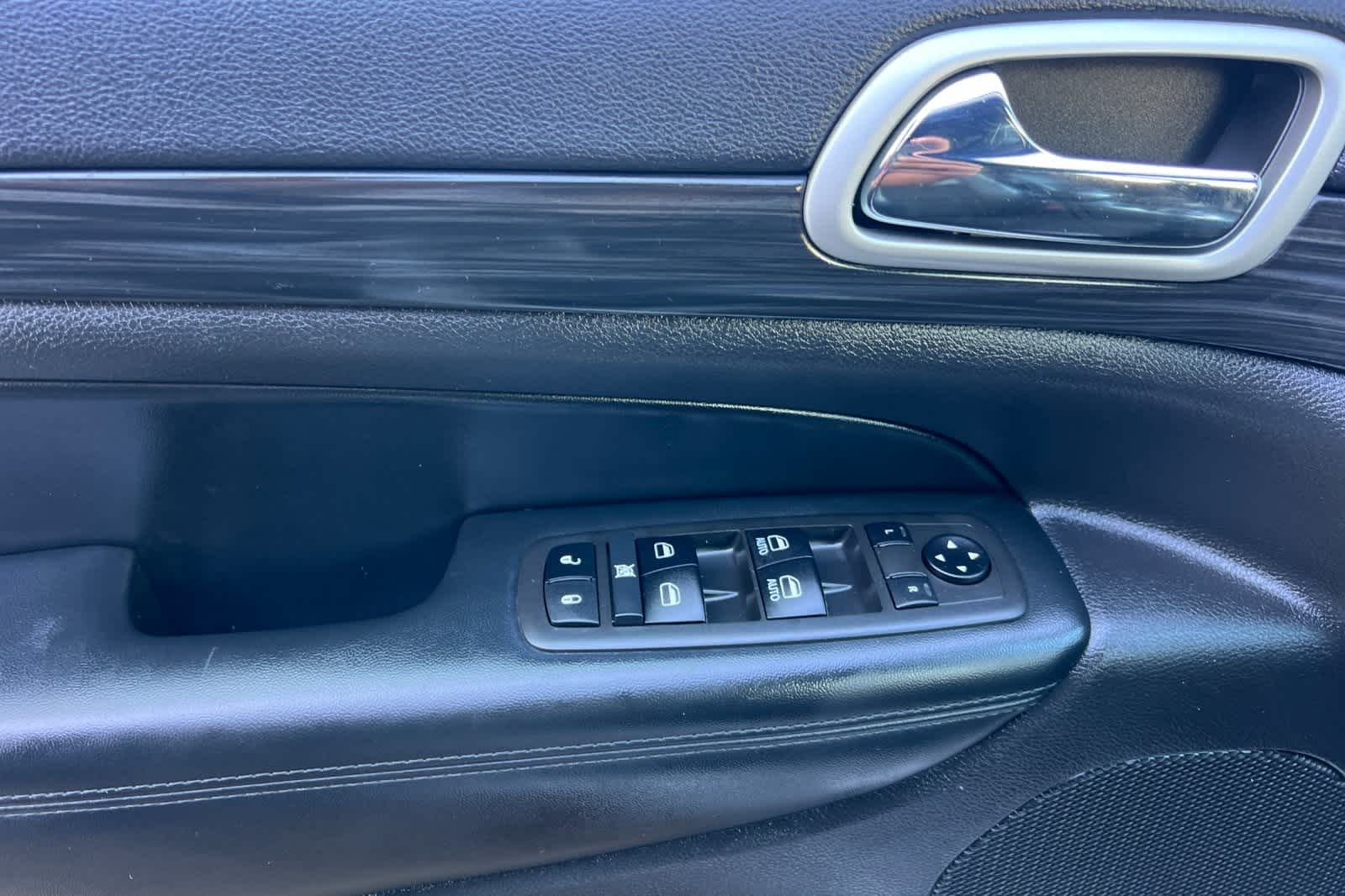 Thumbnail: 2021 Jeep Grand Cherokee - 13