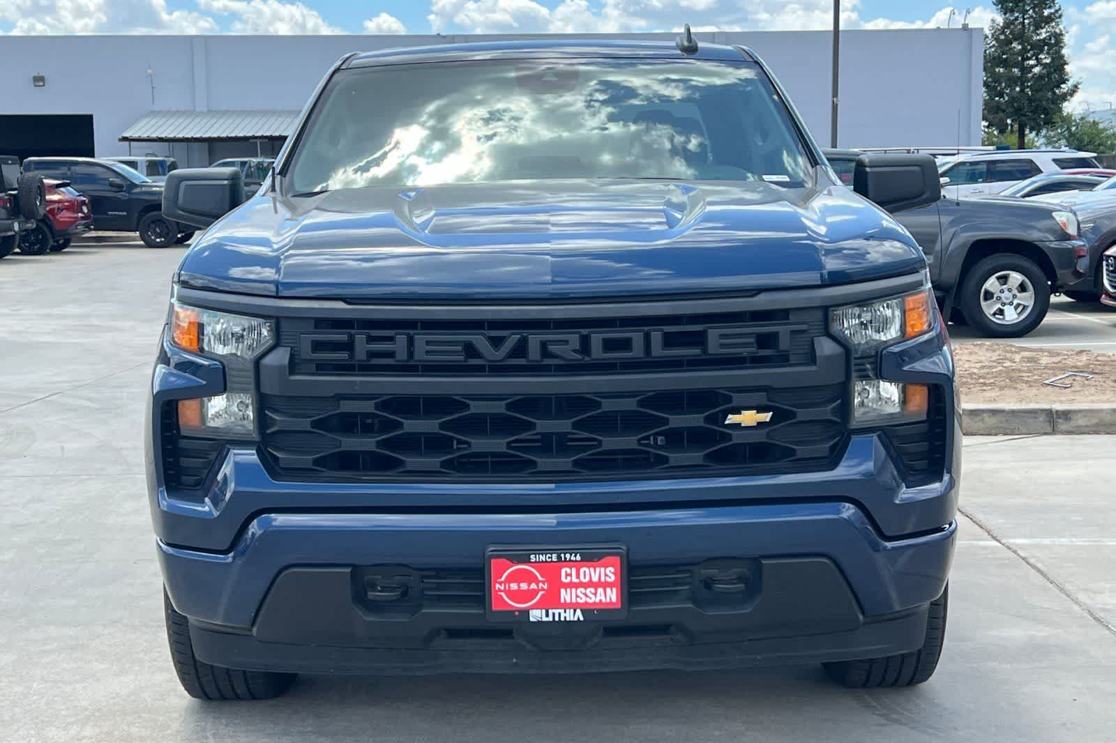 Thumbnail: 2022 Chevrolet Silverado 1500 - 11