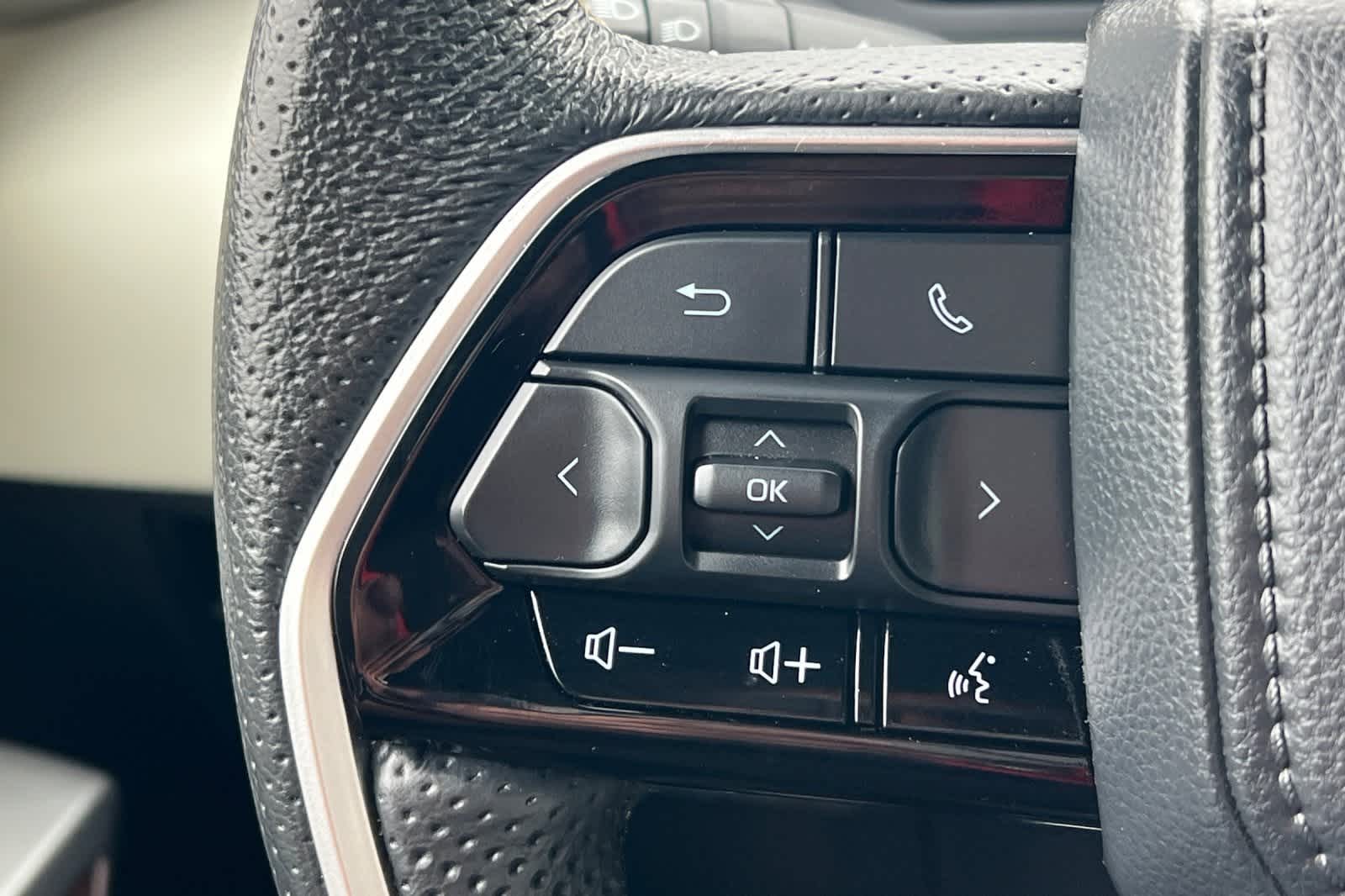 Thumbnail: 2024 Toyota Tundra - 31