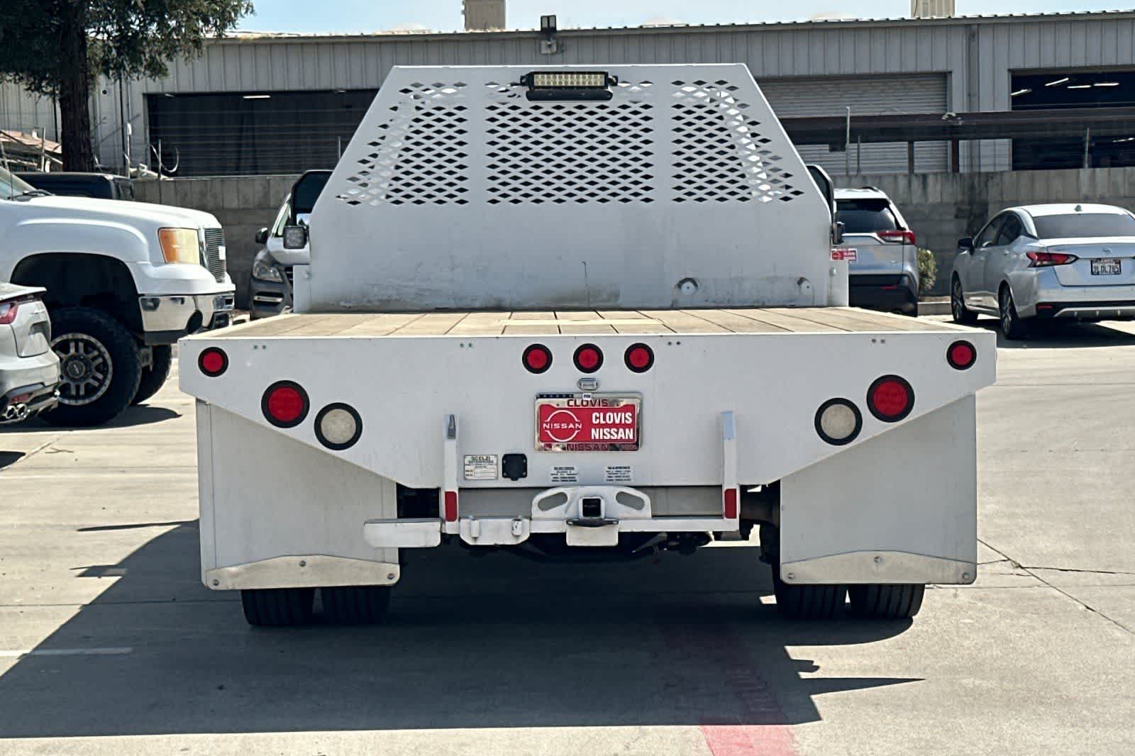 Thumbnail: 2019 Ford F-550 - 6