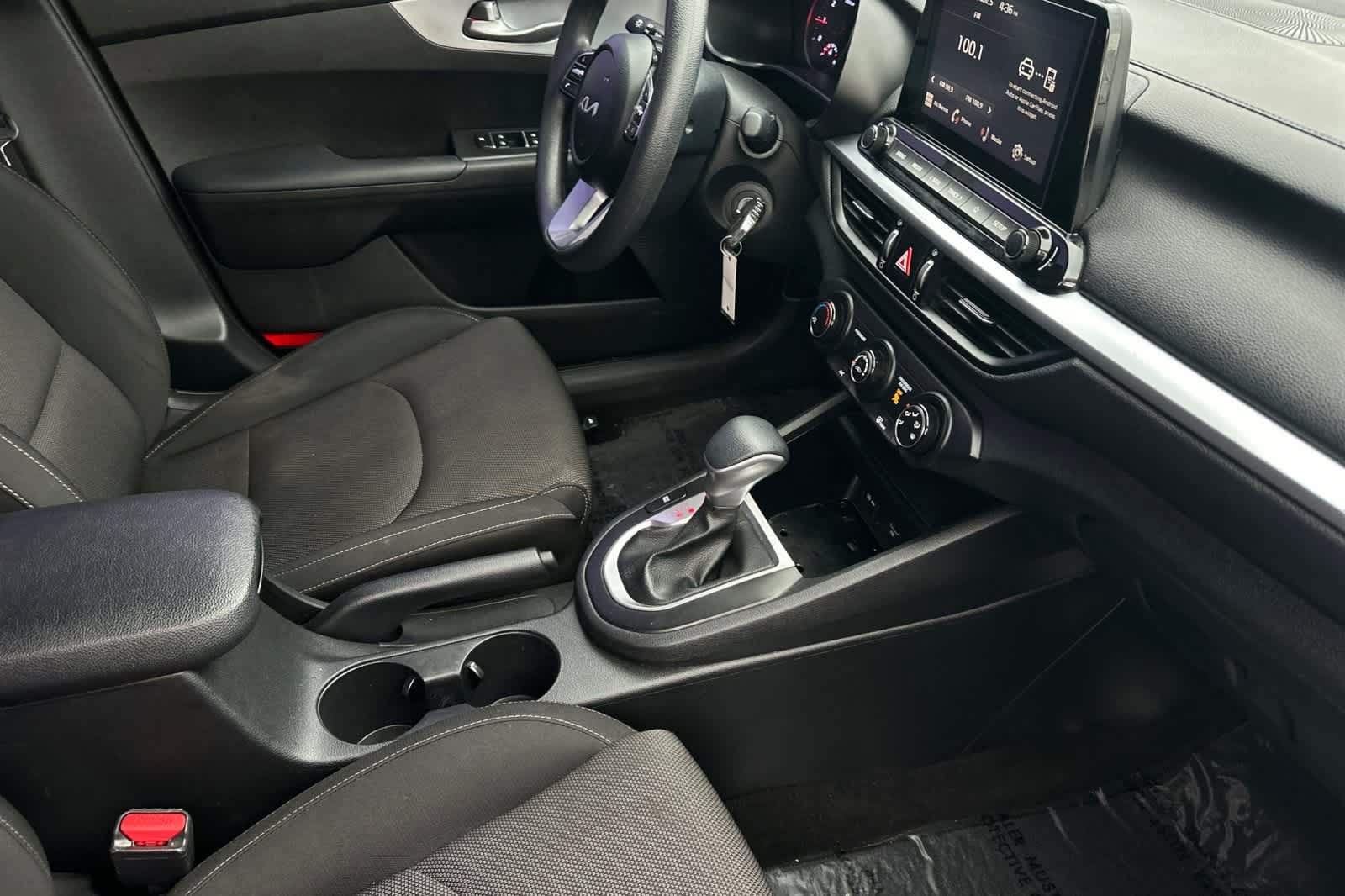 Thumbnail: 2023 Kia Forte - 18