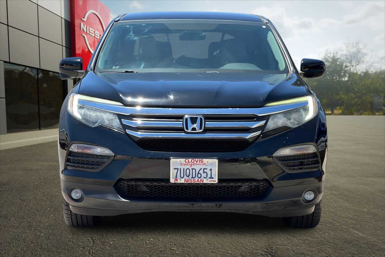 Thumbnail: 2016 Honda Pilot - 11