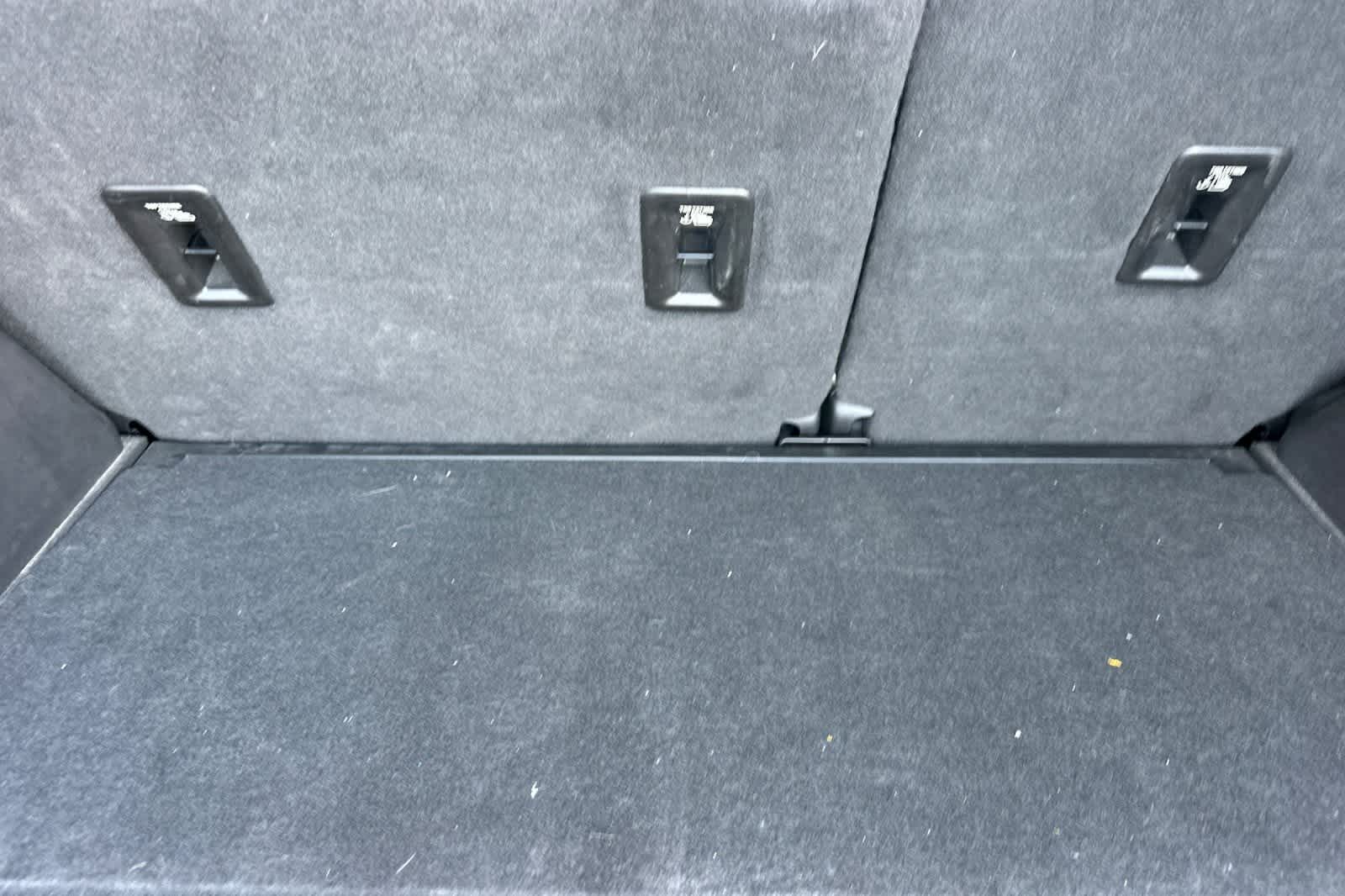 Thumbnail: 2018 GMC Terrain - 17