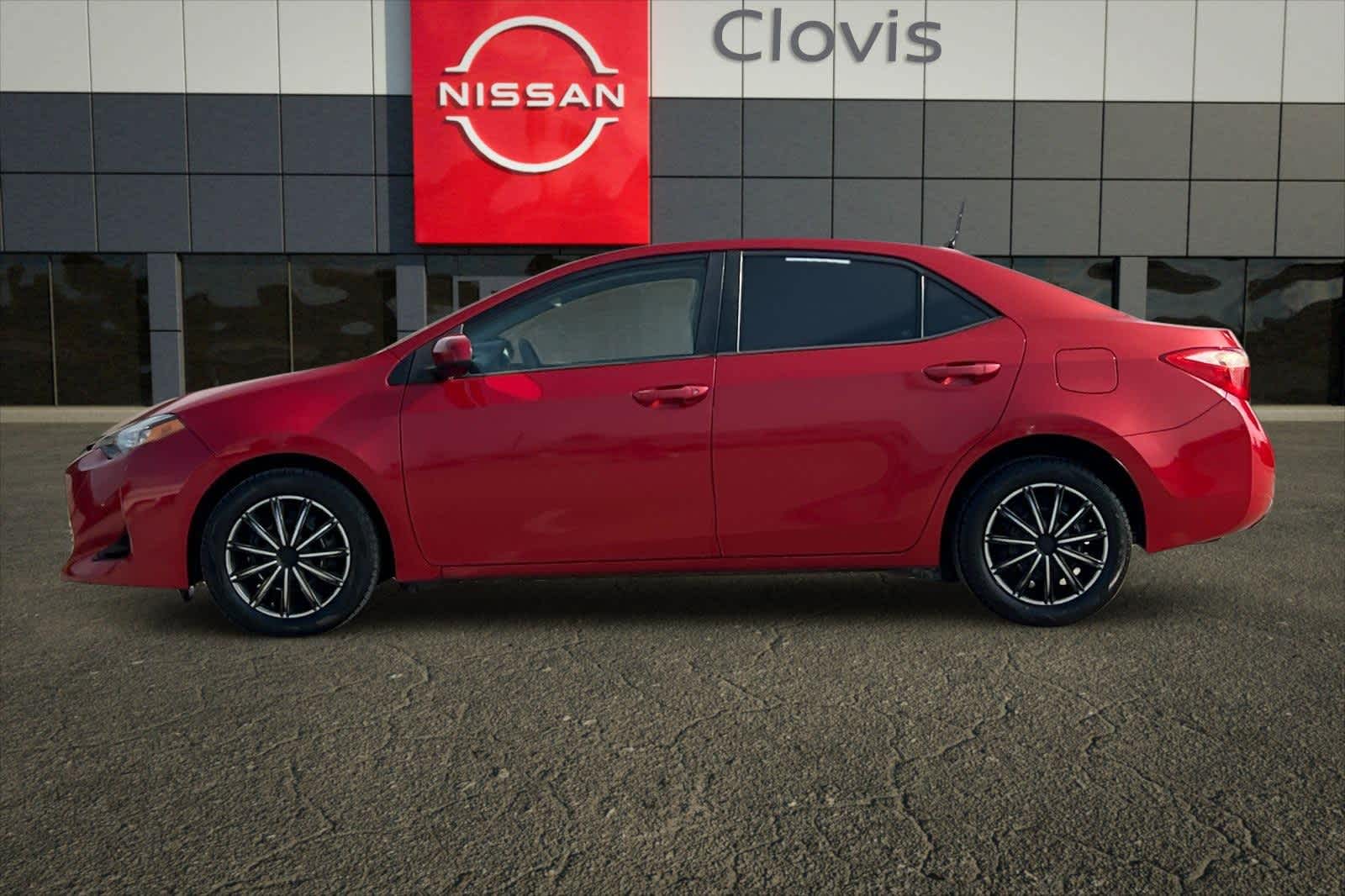 Thumbnail: 2017 Toyota Corolla - 6