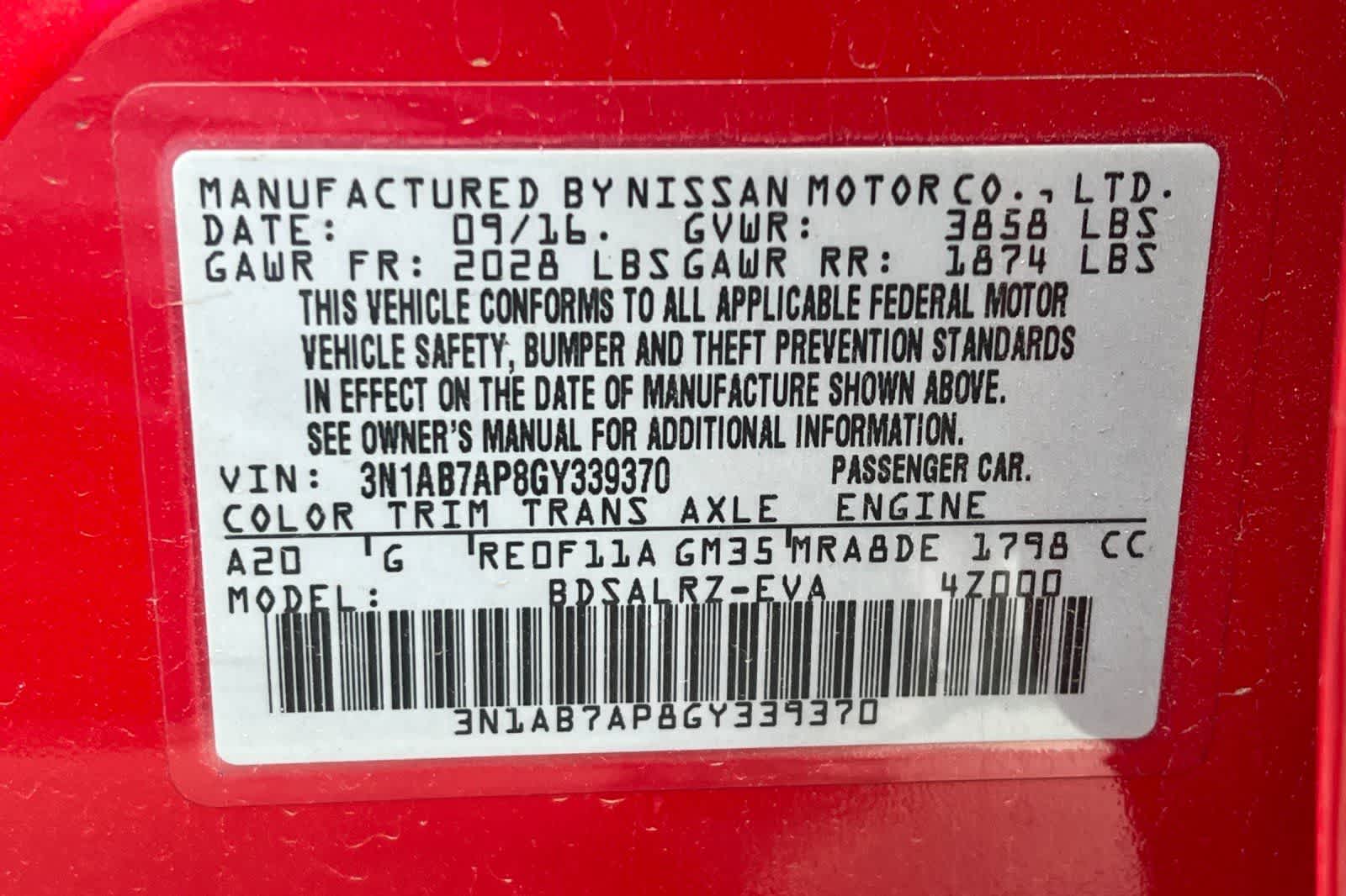 Thumbnail: 2016 Nissan Sentra - 32
