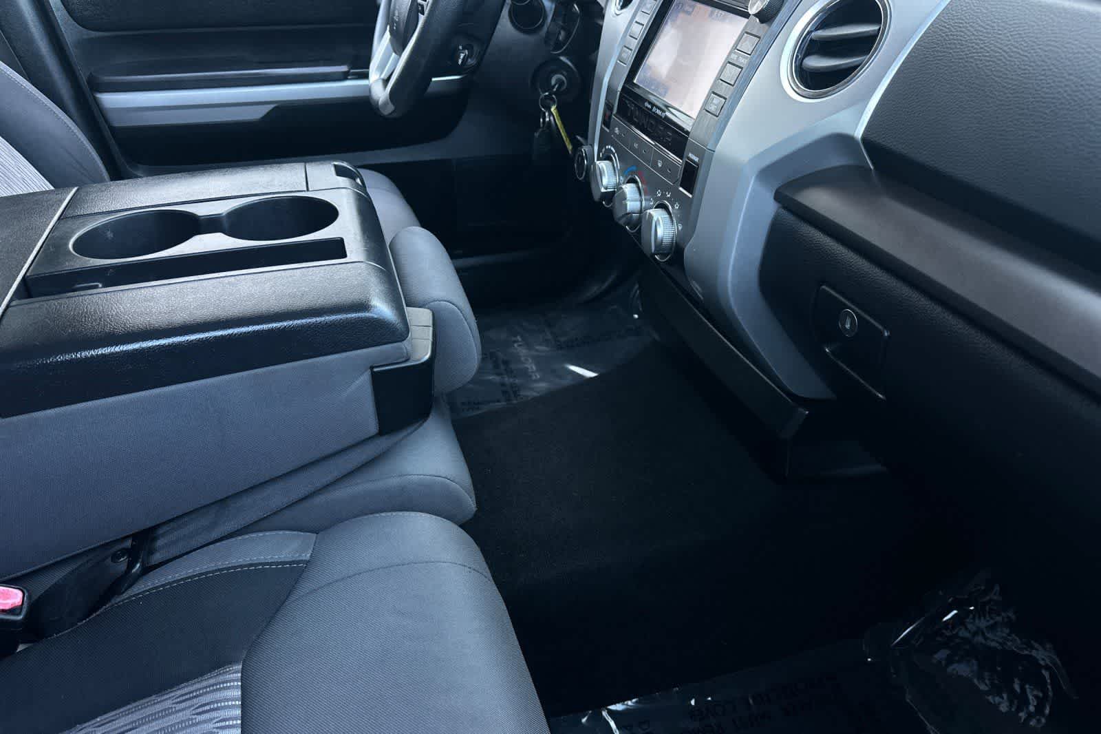 Thumbnail: 2014 Toyota Tundra - 18