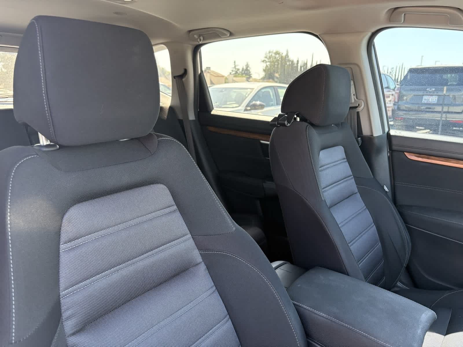 Thumbnail: 2019 Honda CR-V - 15