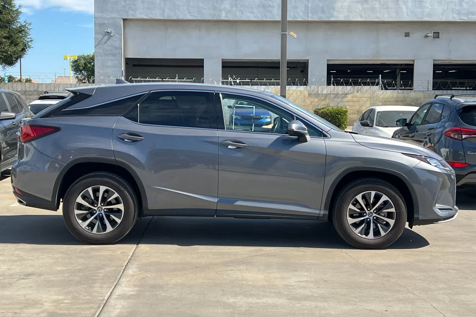 Thumbnail: 2020 Lexus RX - 9