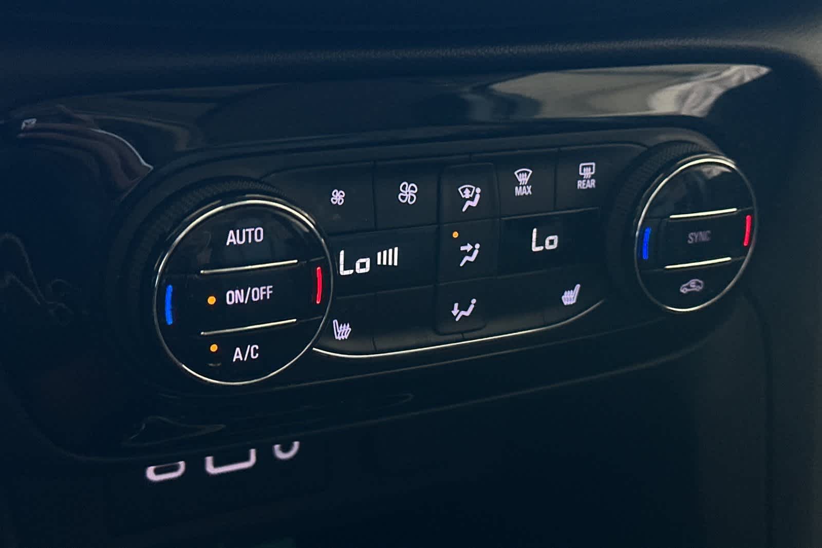 Thumbnail: 2021 Buick Encore GX - 22