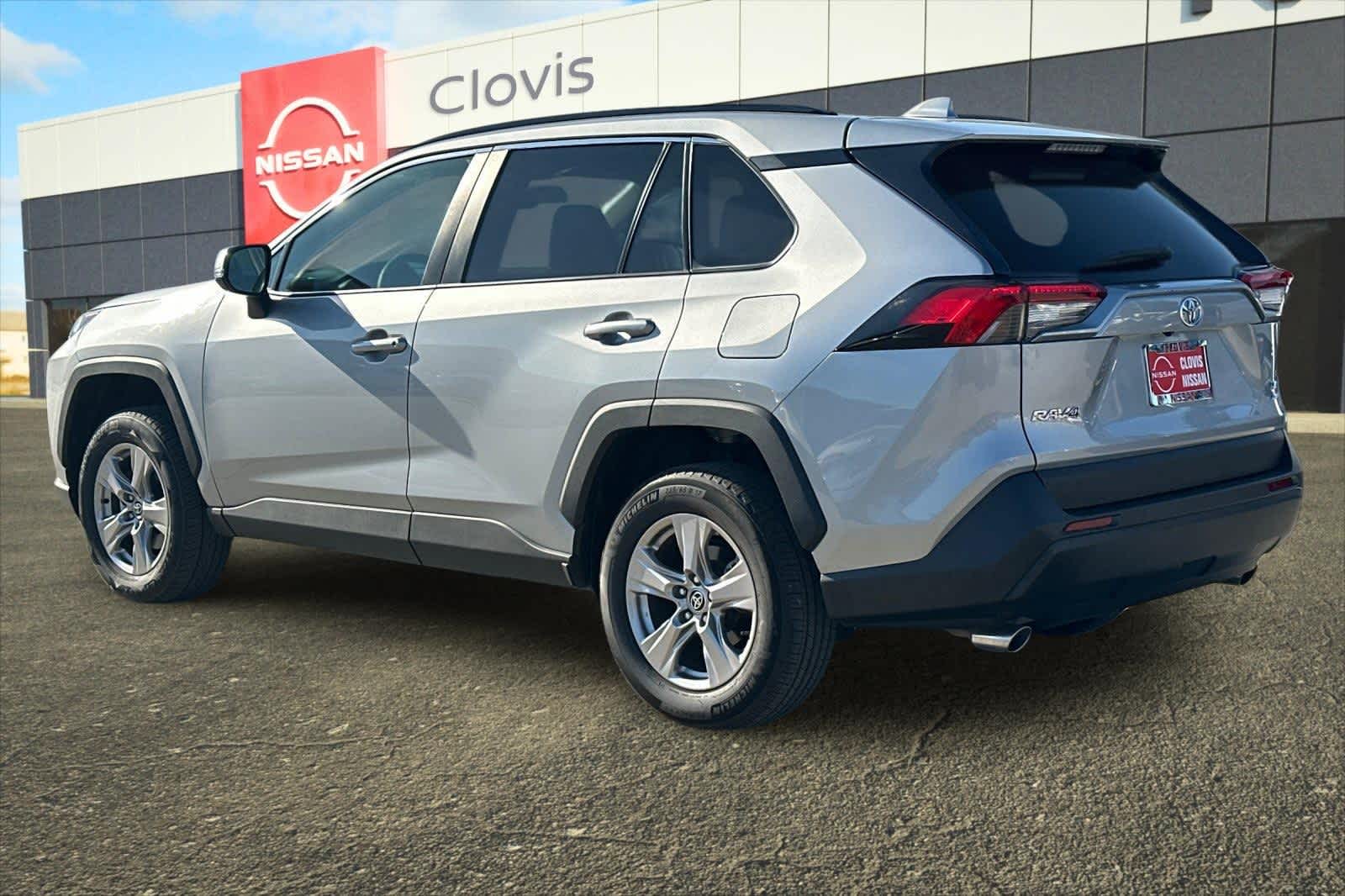 Thumbnail: 2022 Toyota RAV4 - 7