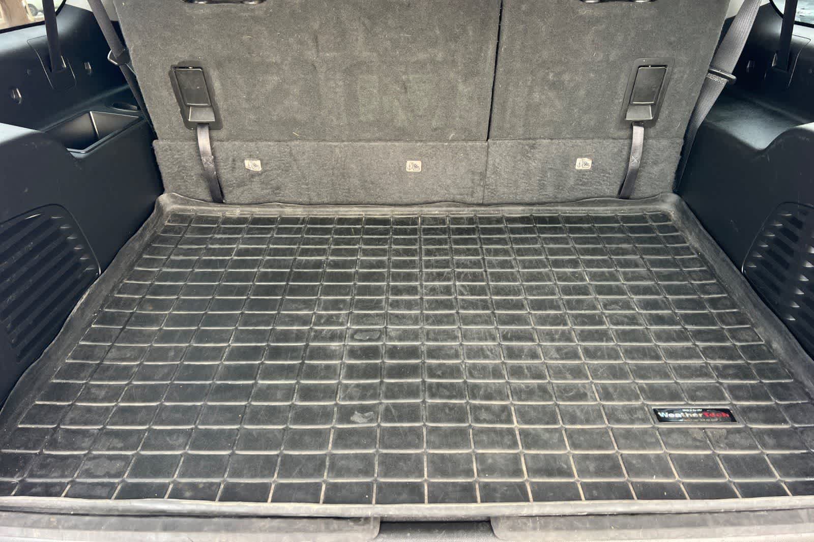 Thumbnail: 2019 Chevrolet Suburban - 19