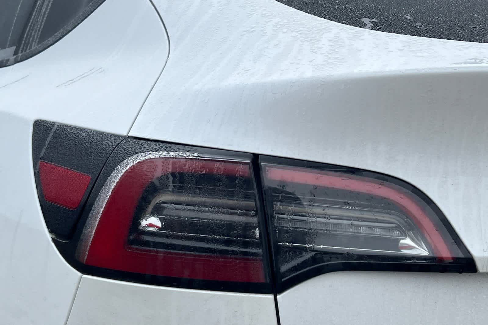 Thumbnail: 2022 Tesla Model Y - 17