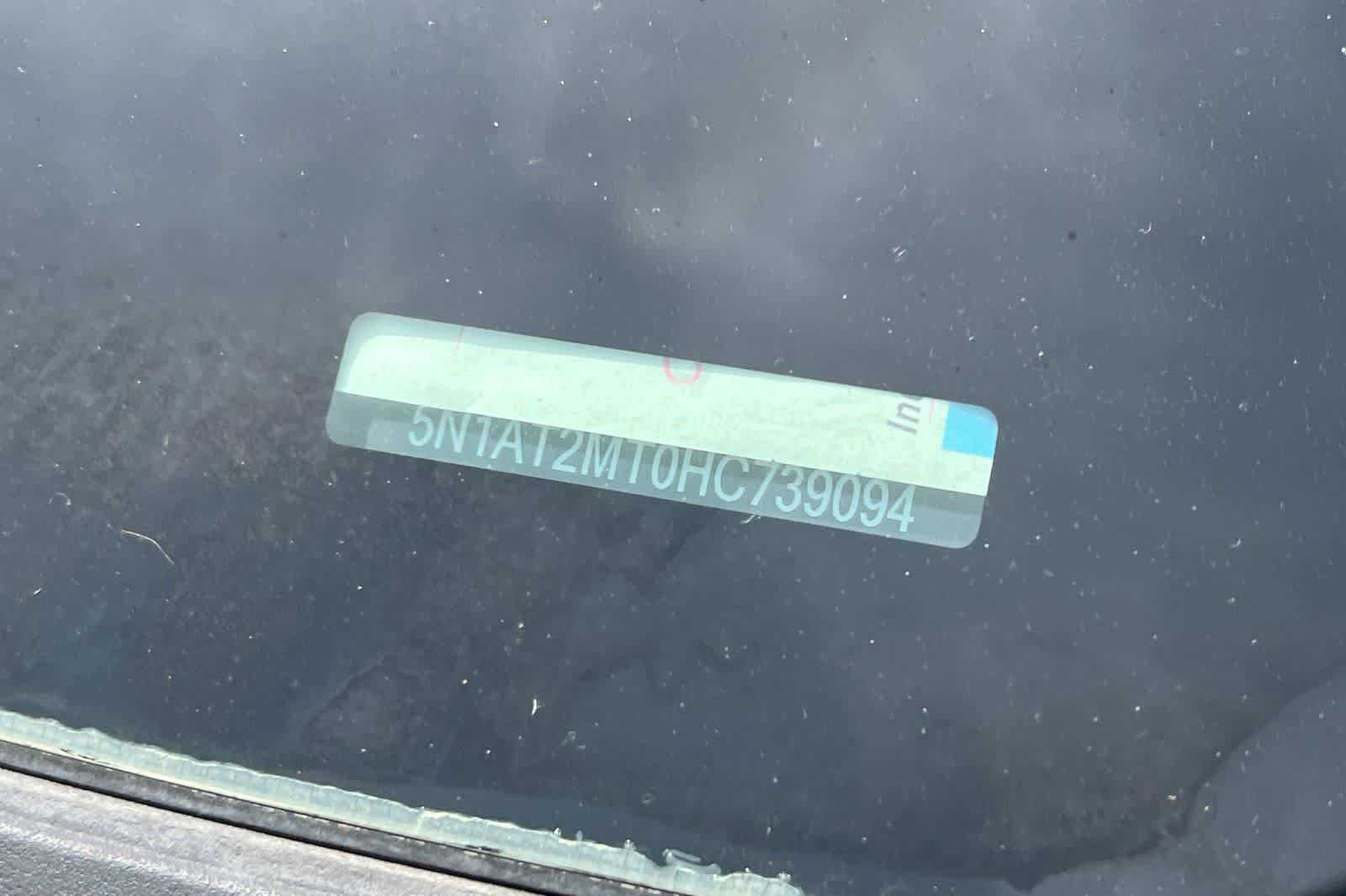 Thumbnail: 2017 Nissan Rogue - 35