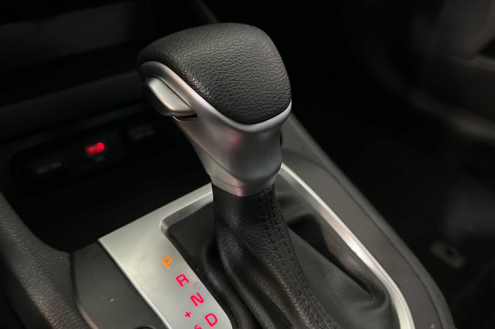 Thumbnail: 2023 Kia Forte - 23