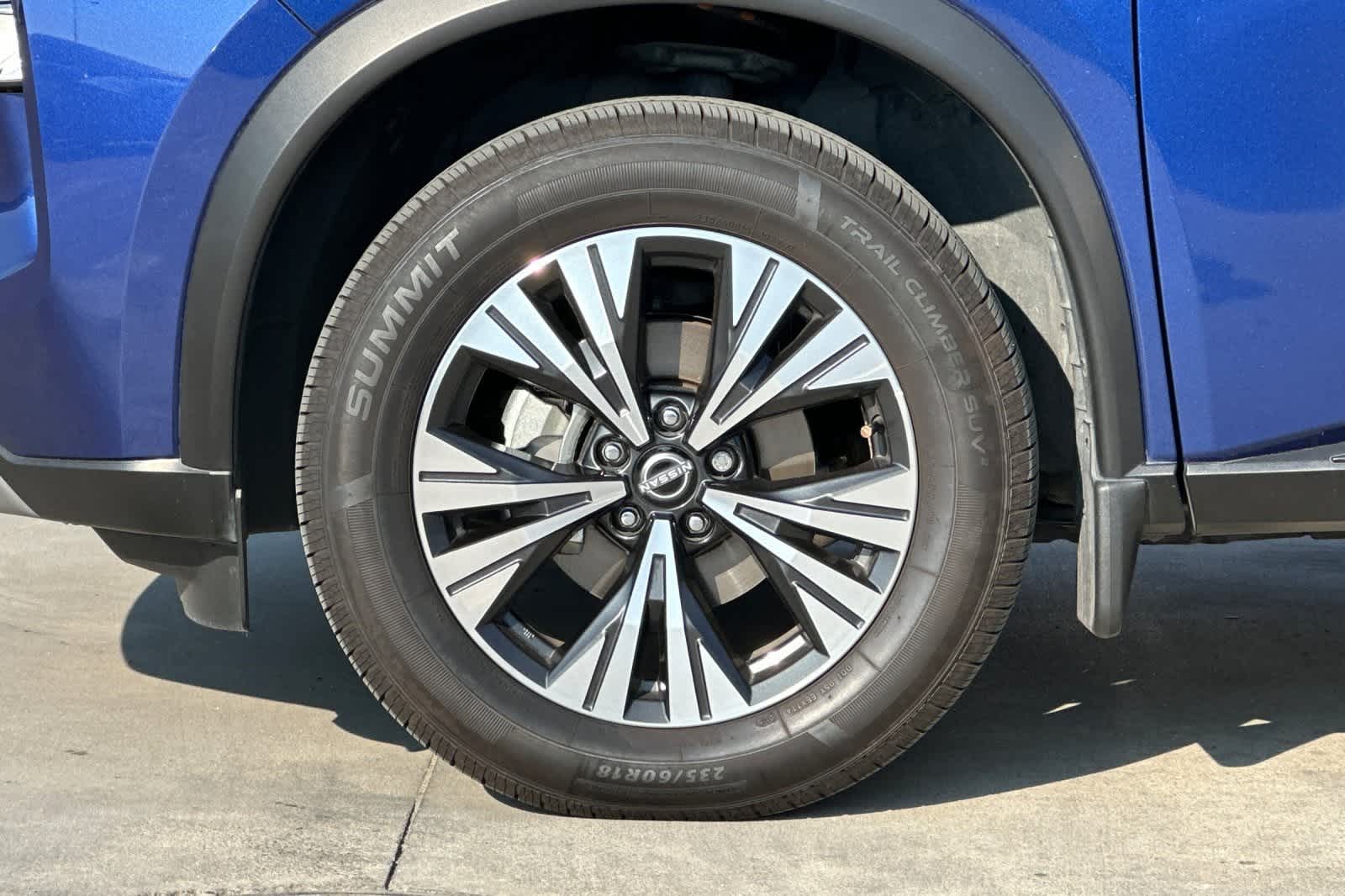 Thumbnail: 2023 Nissan Rogue - 27