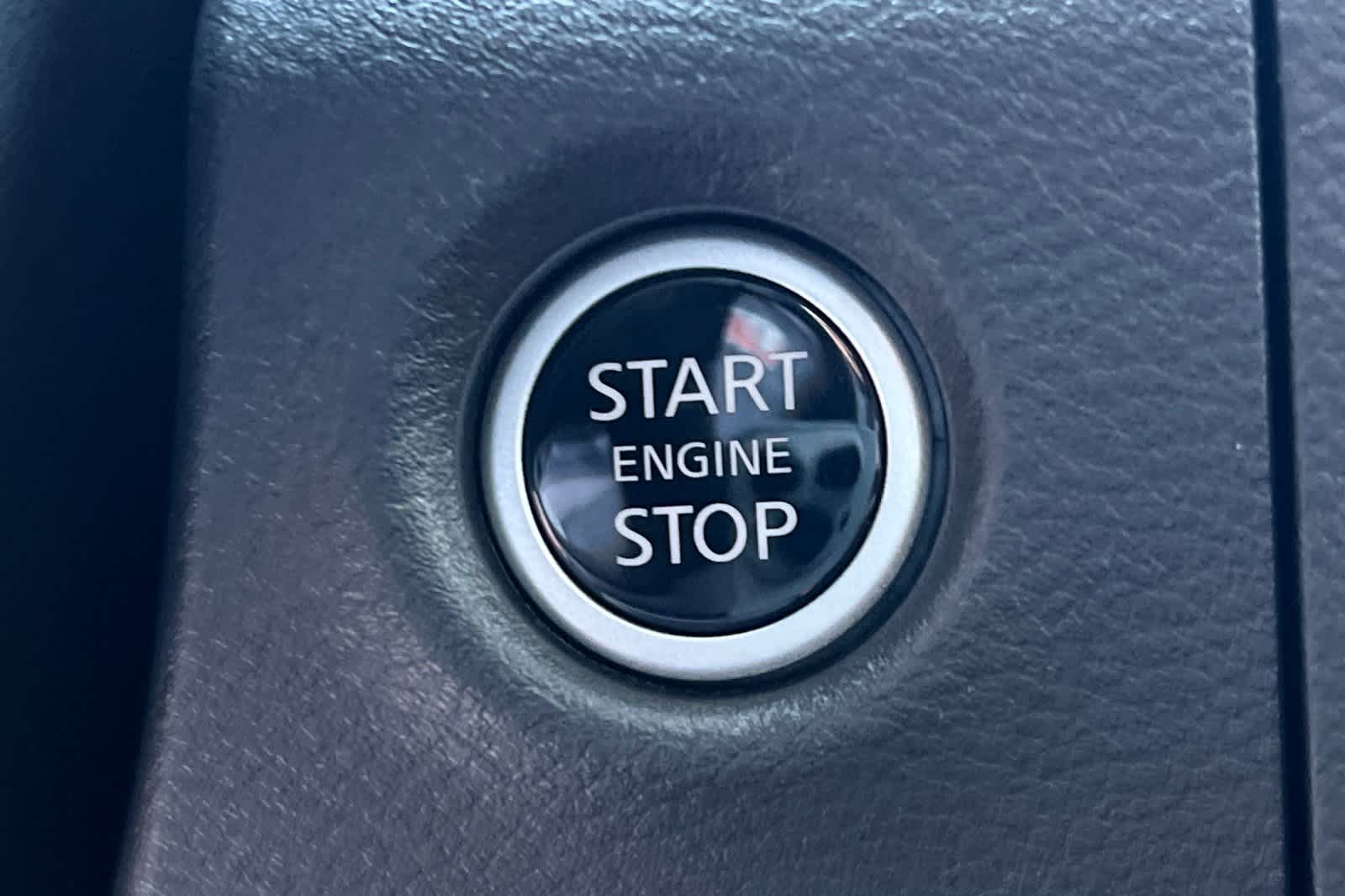 Thumbnail: 2025 Nissan Frontier - 22