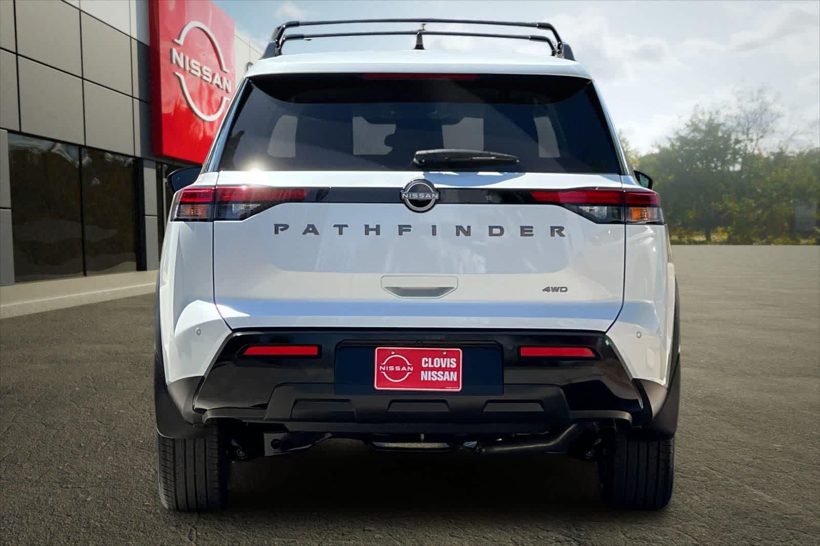 Thumbnail: 2026 Nissan Pathfinder - 8