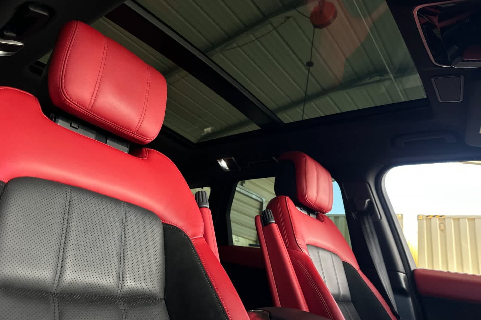 Thumbnail: 2021 Land Rover Range Rover Sport - 20