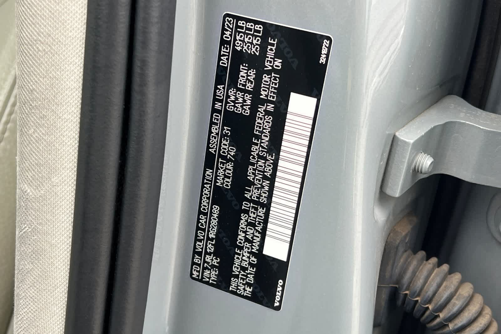 Thumbnail: 2024 Volvo S60 - 32