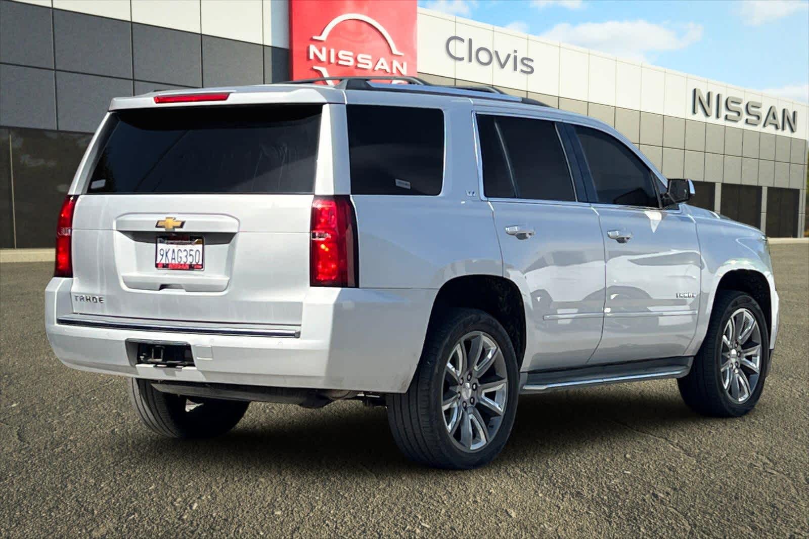 Thumbnail: 2016 Chevrolet Tahoe - 3