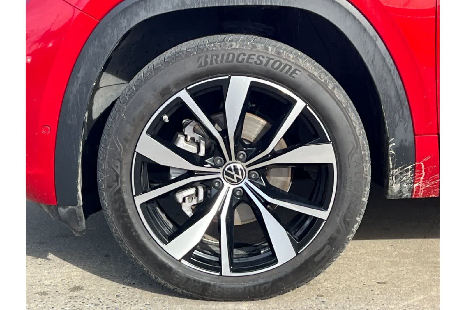 Thumbnail: 2024 Volkswagen Atlas - 29