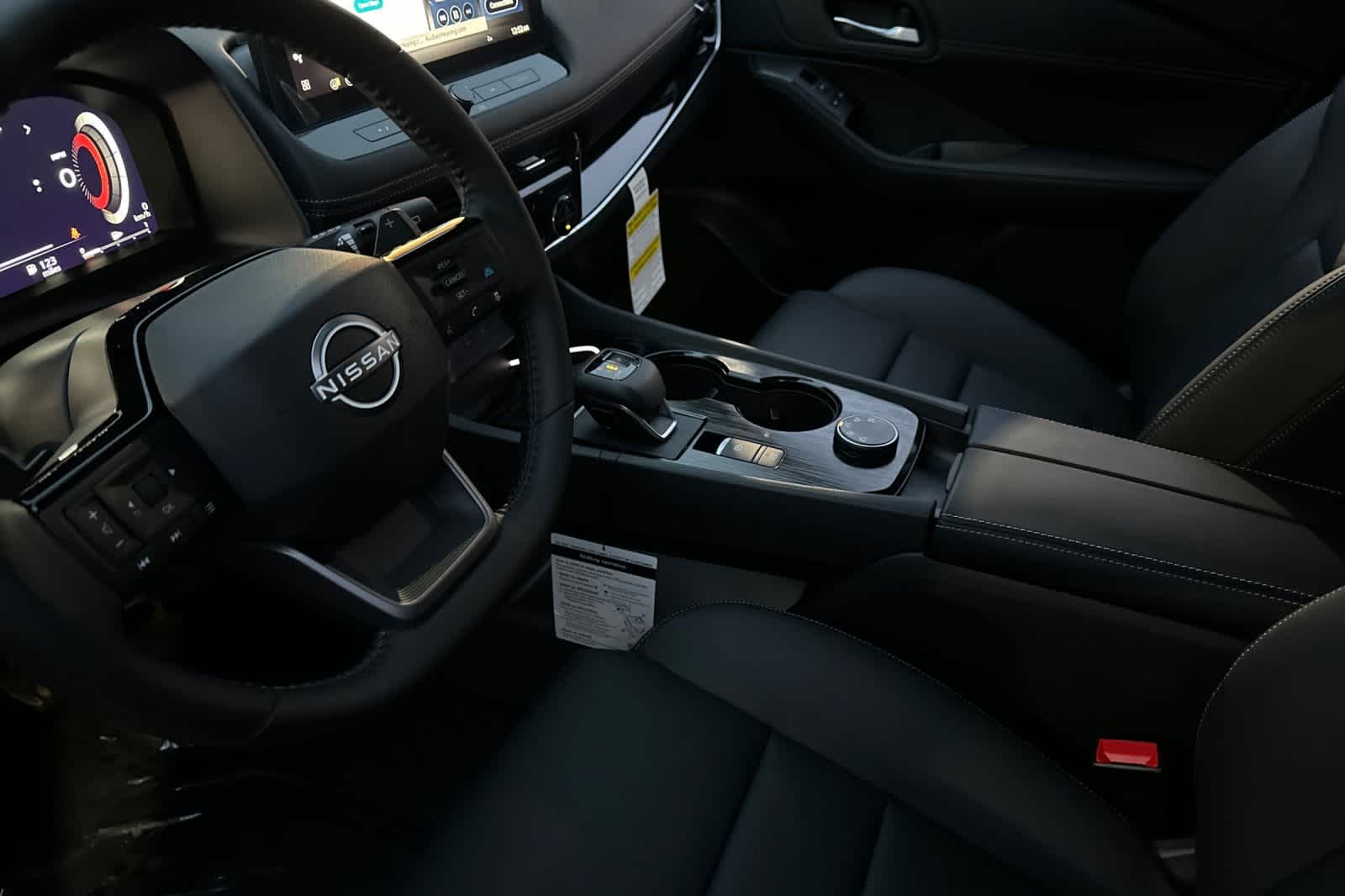 Thumbnail: 2025 Nissan Rogue - 12