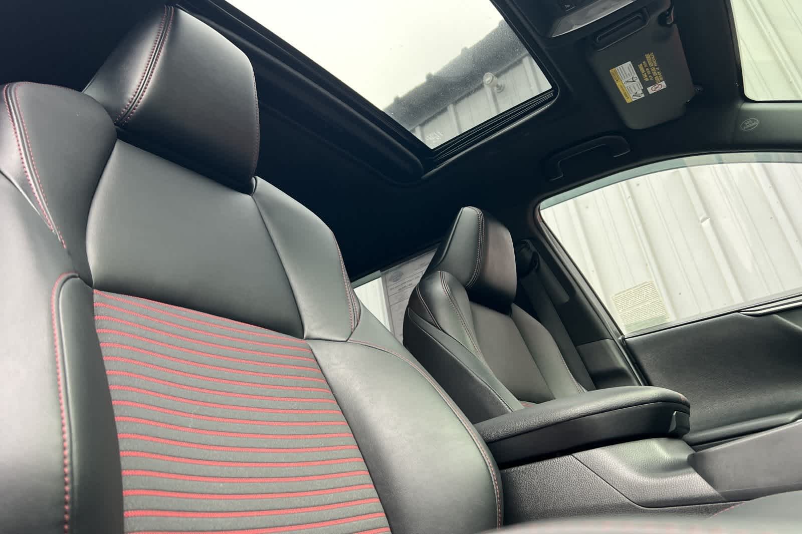 Thumbnail: 2021 Toyota RAV4 - 20