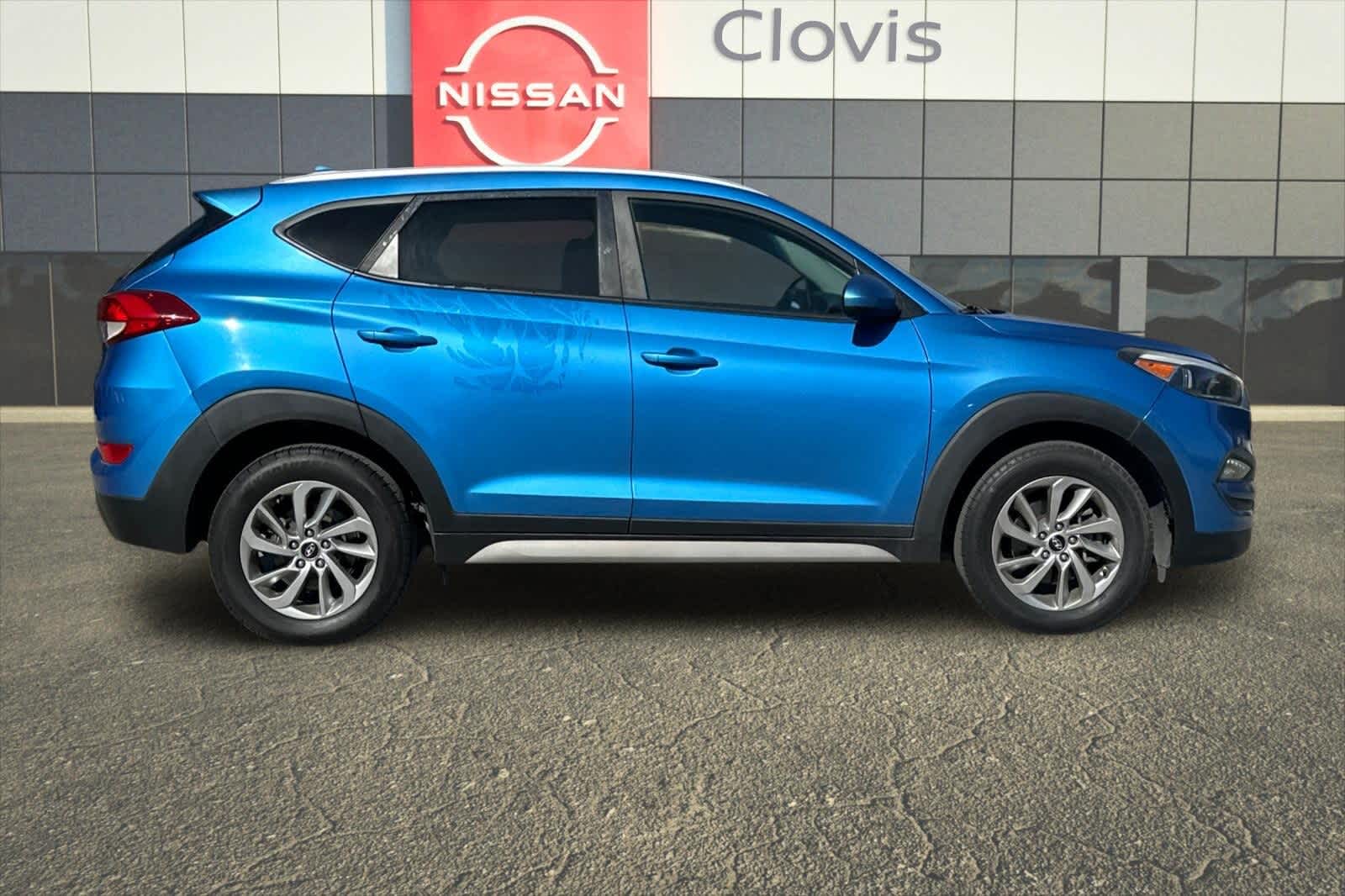Thumbnail: 2018 Hyundai Tucson - 9