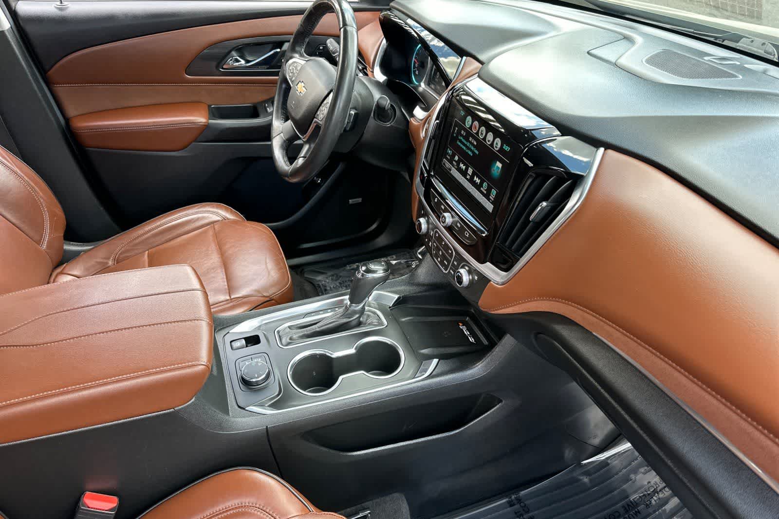 Thumbnail: 2018 Chevrolet Traverse - 18