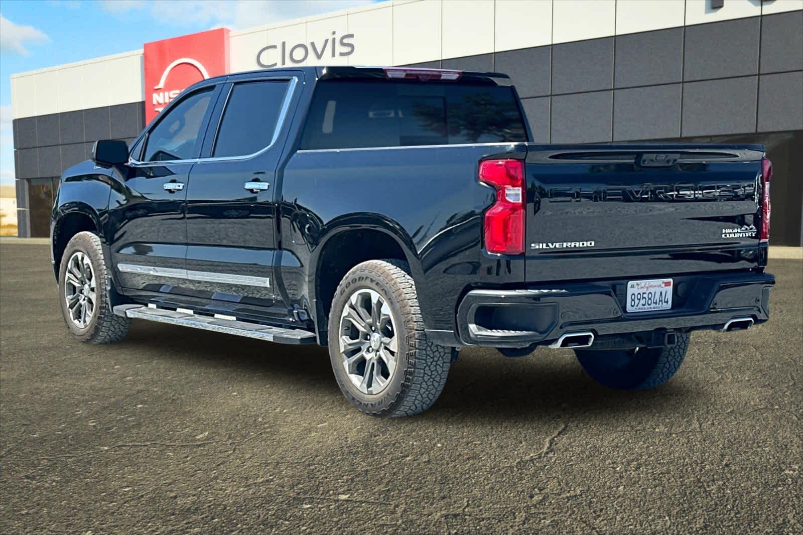Thumbnail: 2024 Chevrolet Silverado 1500 - 7