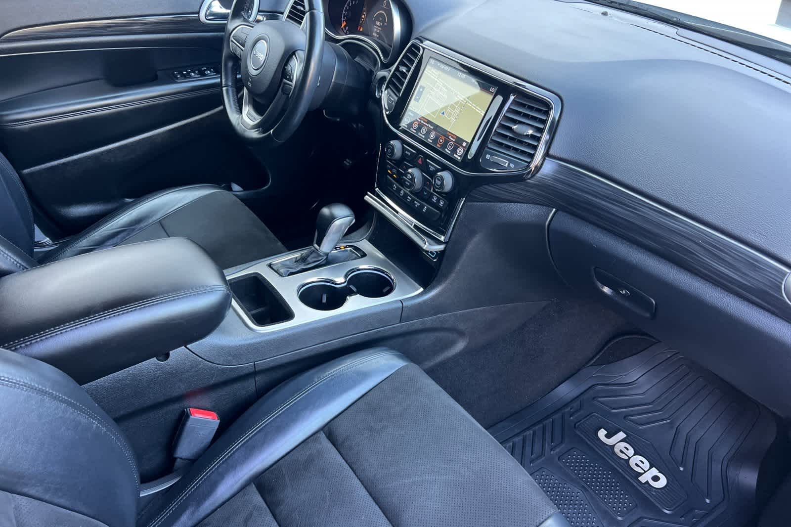 Thumbnail: 2021 Jeep Grand Cherokee - 19