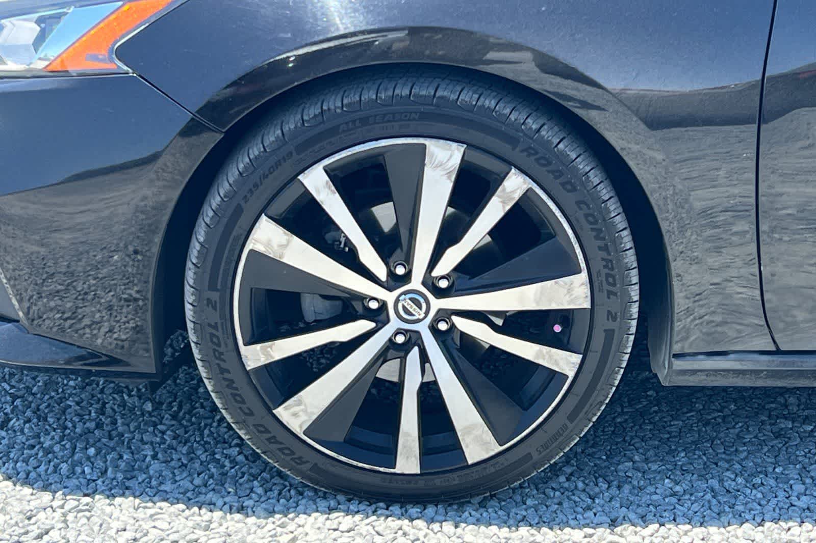 Thumbnail: 2020 Nissan Altima - 12
