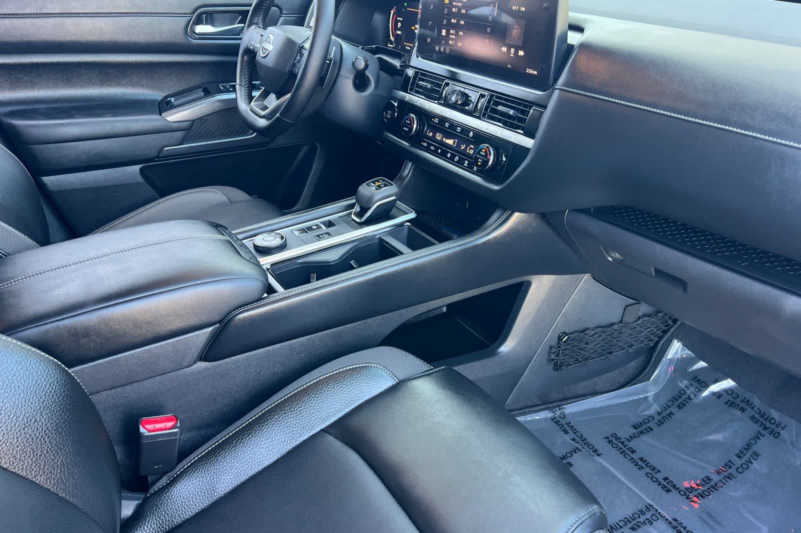 Thumbnail: 2026 Nissan Pathfinder - 20