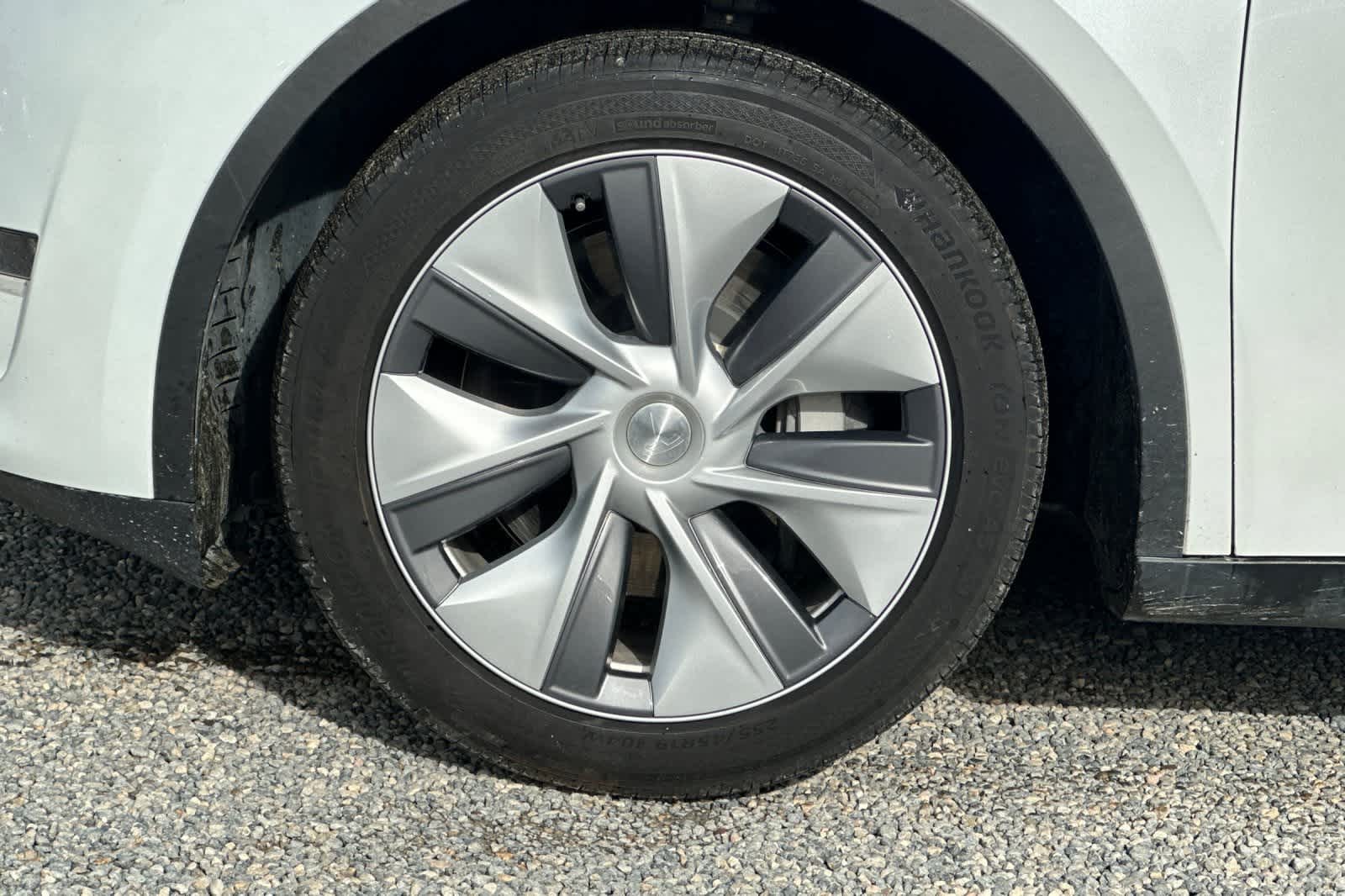 Thumbnail: 2023 Tesla Model Y - 30