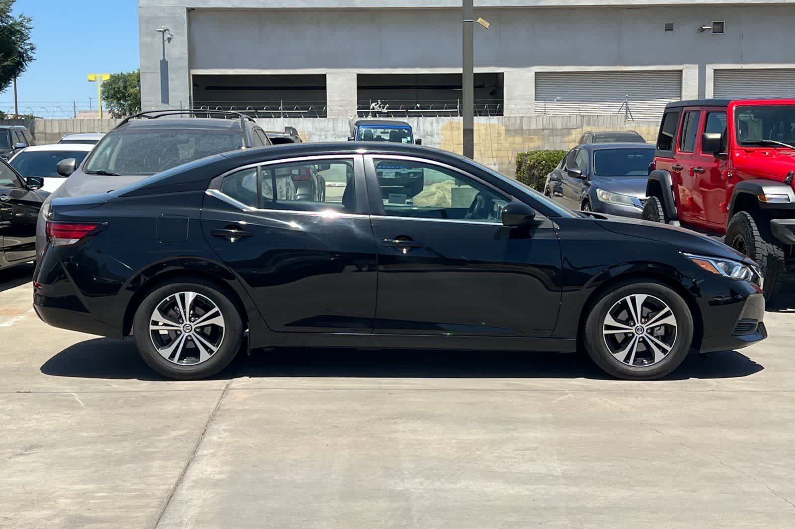 Thumbnail: 2023 Nissan Sentra - 9