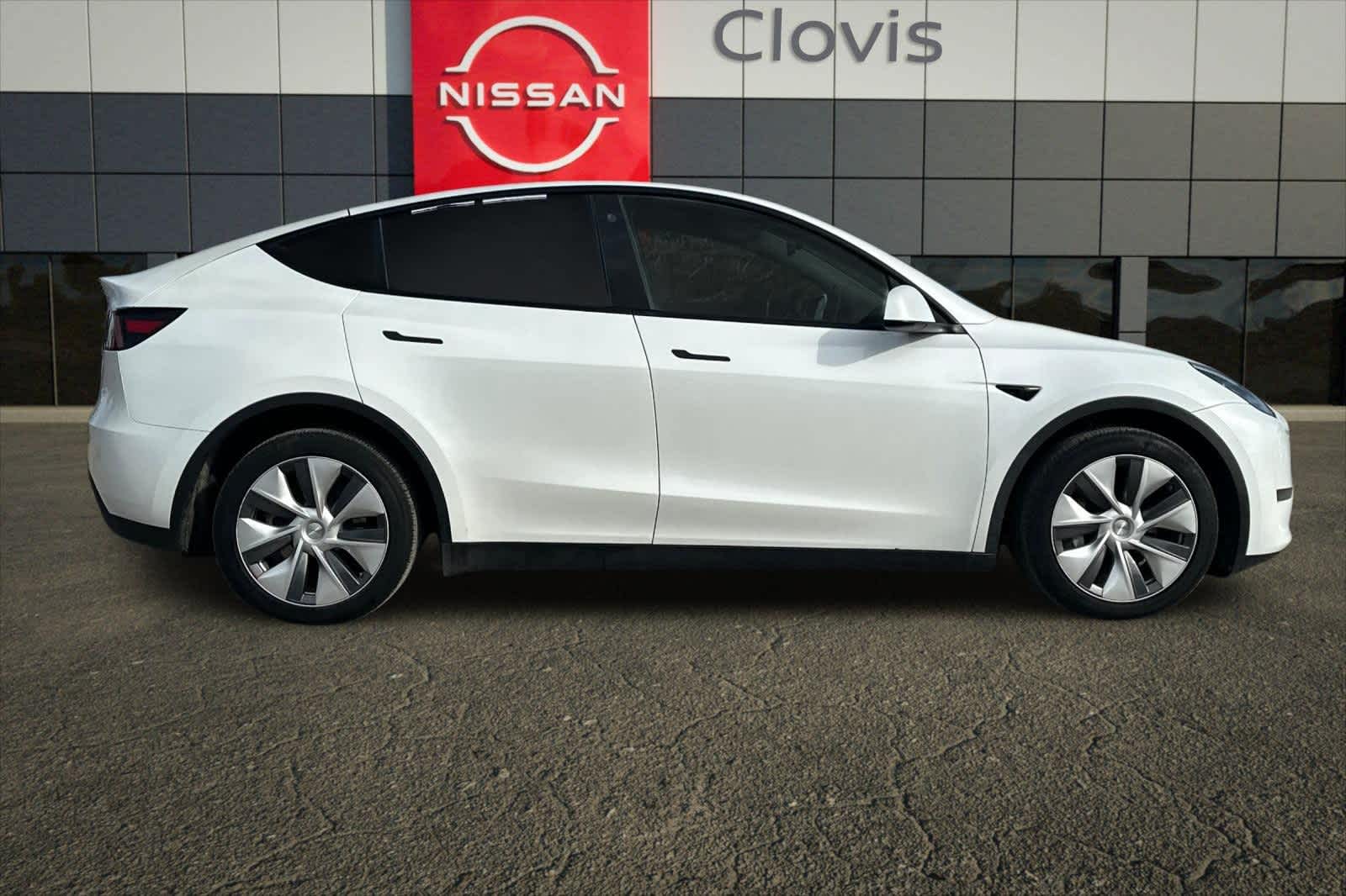 Thumbnail: 2023 Tesla Model Y - 9