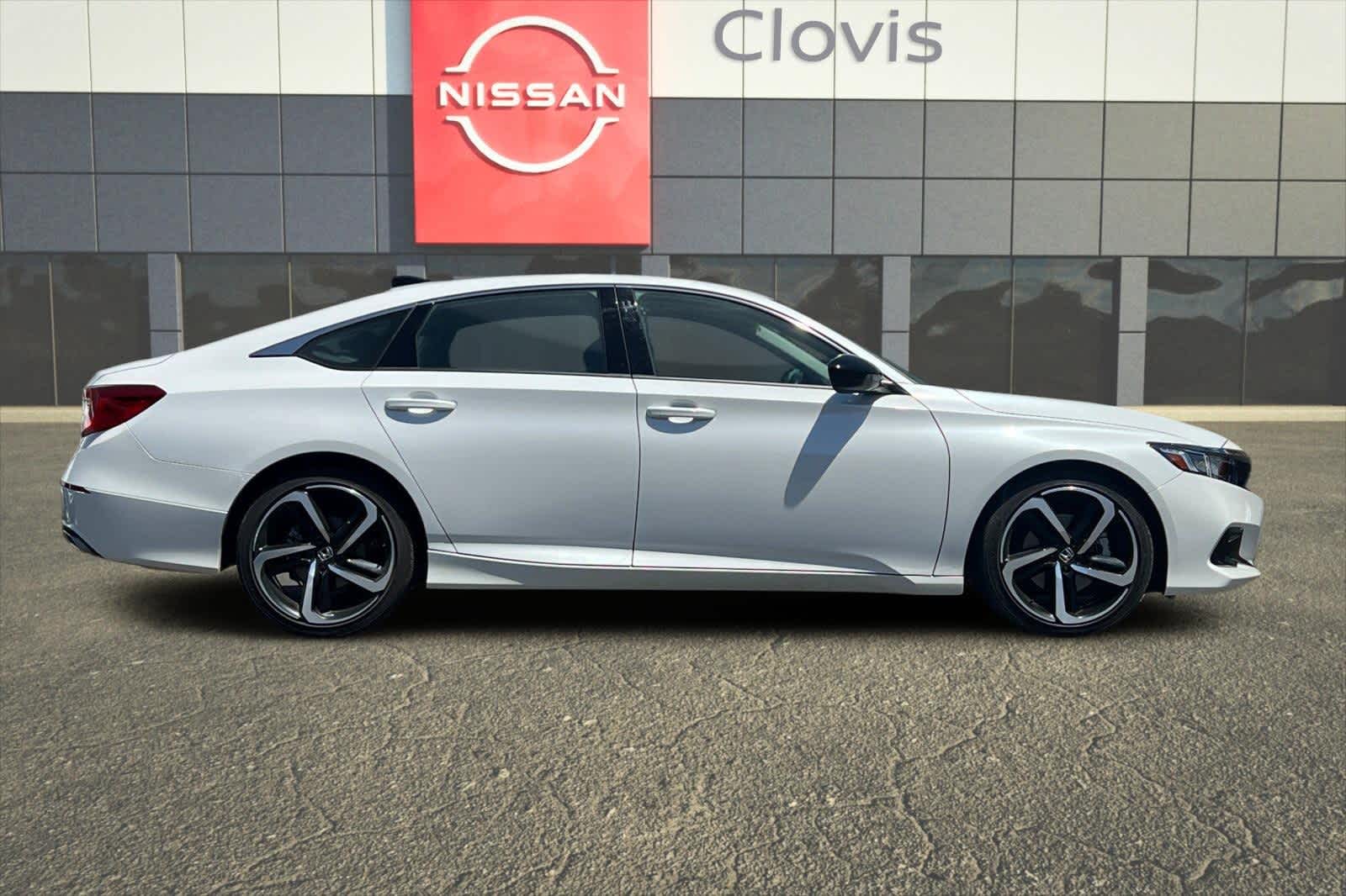 Thumbnail: 2022 Honda Accord - 9