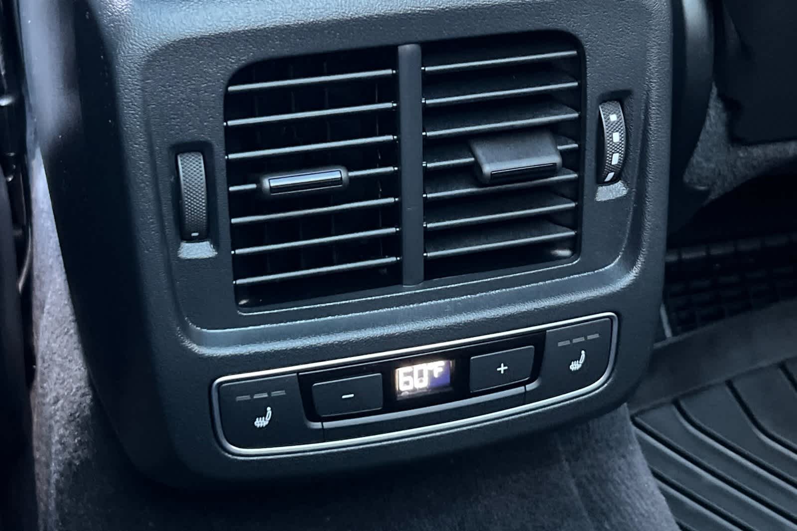 Thumbnail: 2023 Audi e-tron GT - 15